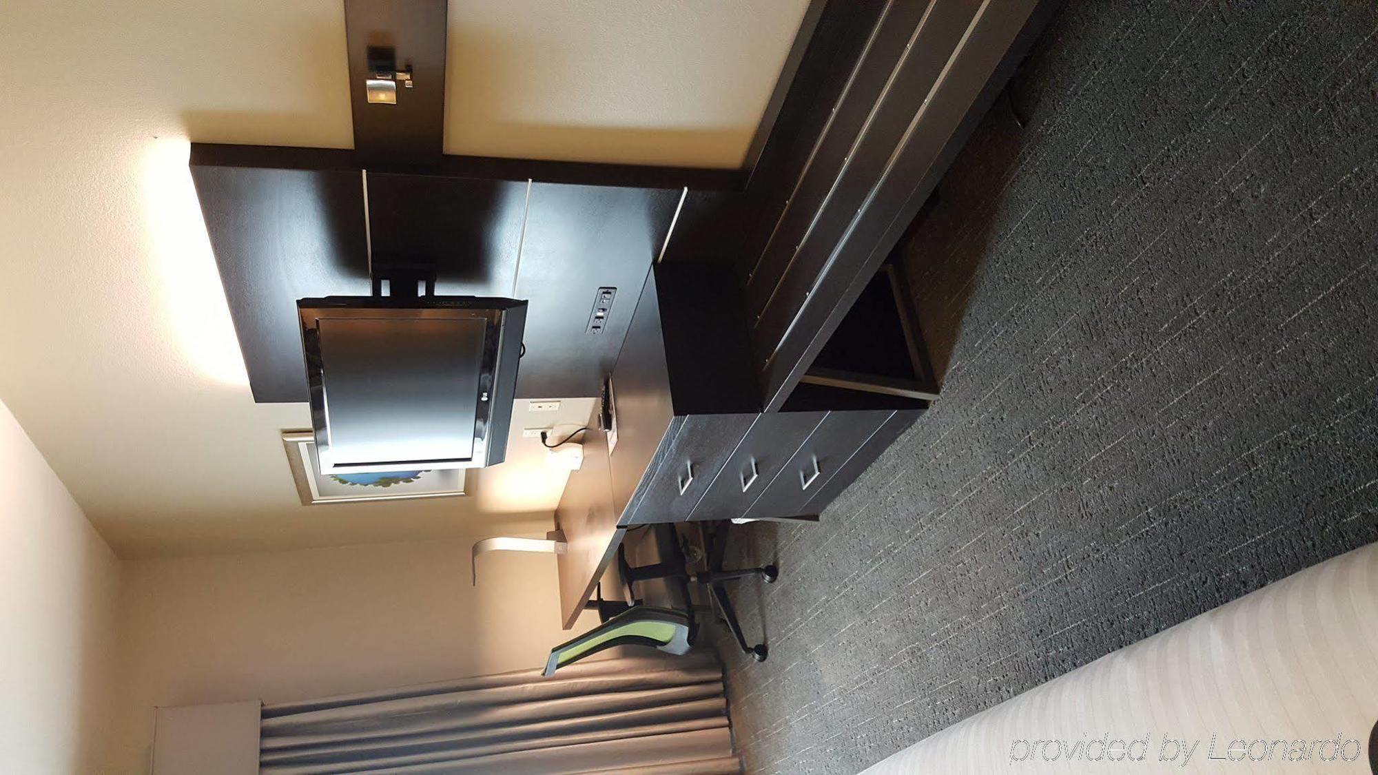 Holiday Inn Express Pearland By Ihg Exterior foto