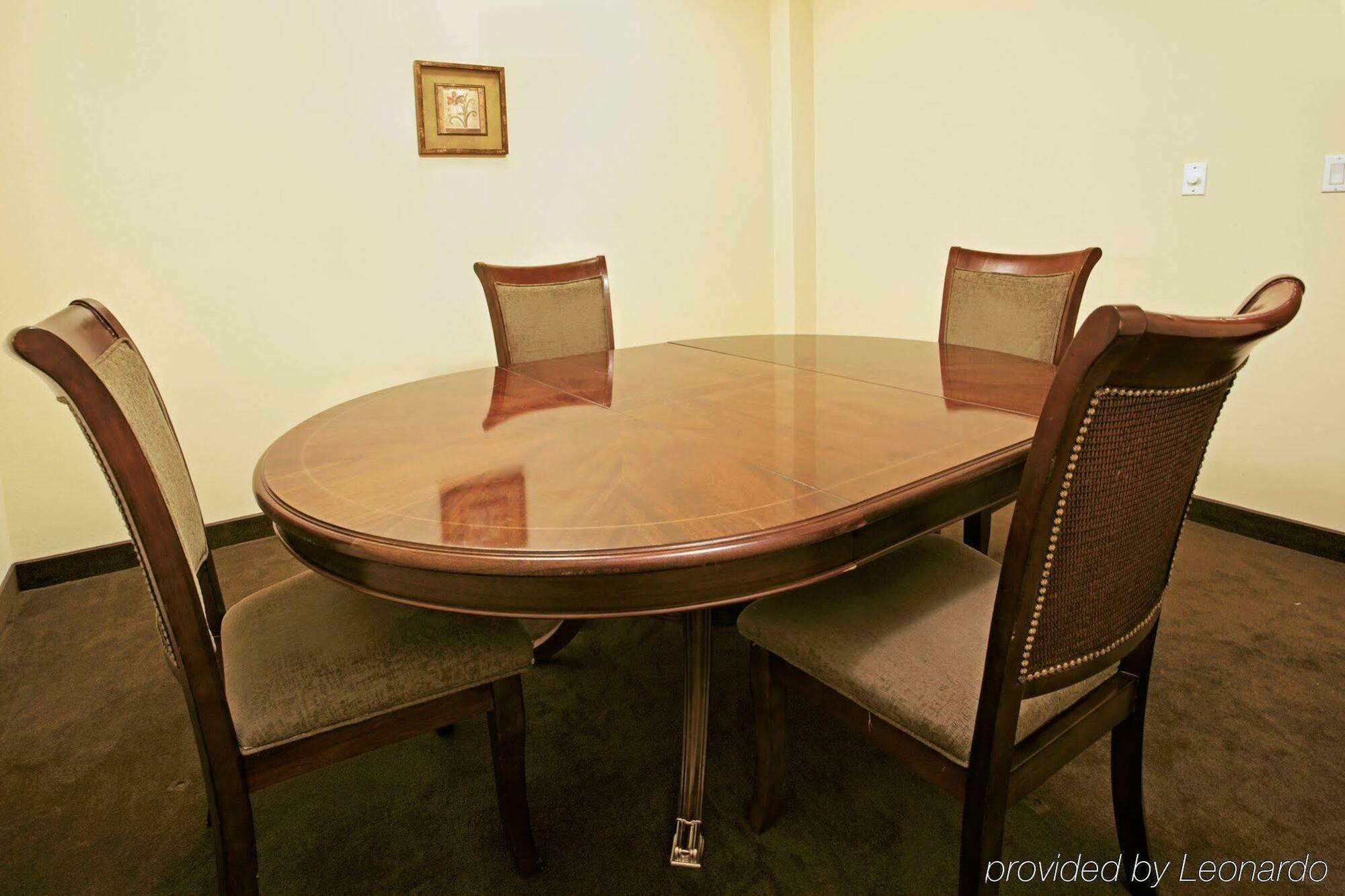 Holiday Inn Express Pearland By Ihg Interior foto